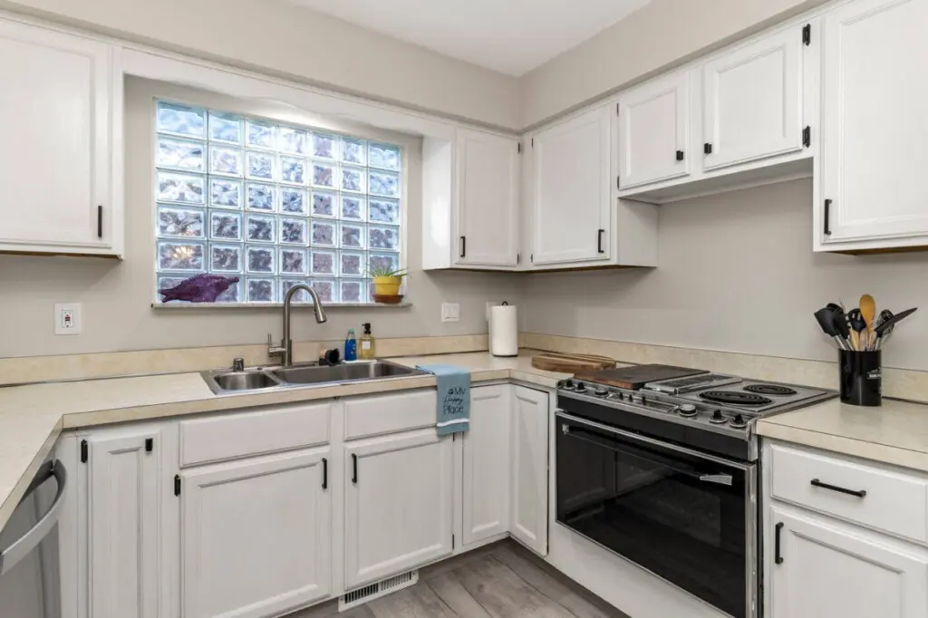 71469 208942 8JWXN3x5Tc6esV F4SJiLHNgOdEUkt0s429YQd8Tr8E 65a1ac5ade37c.jpg