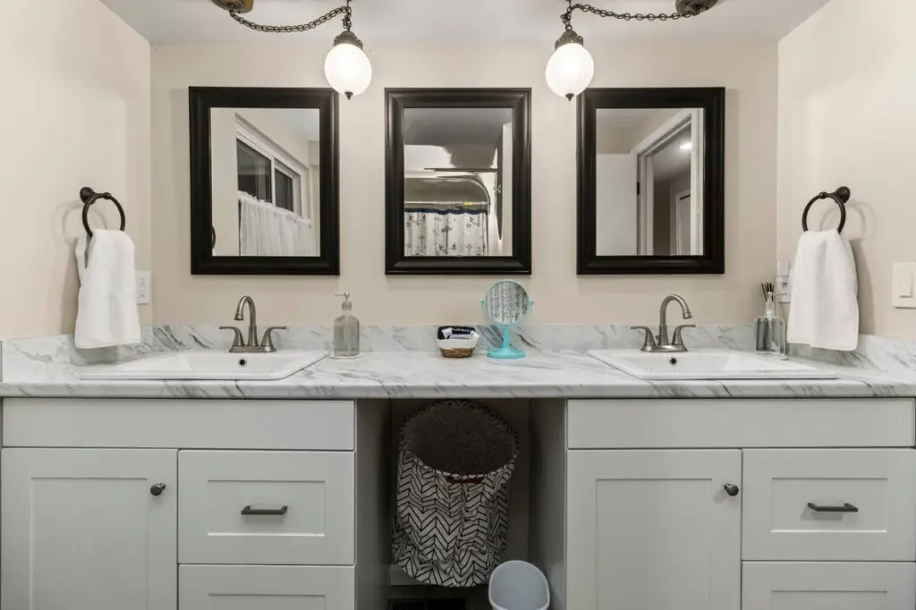 71469 208942 AEwaQN 5hOu3CmC4mFDXUEerPIwZYzlZJIVh6 sRlM 65a1ac9b8bf65.jpg